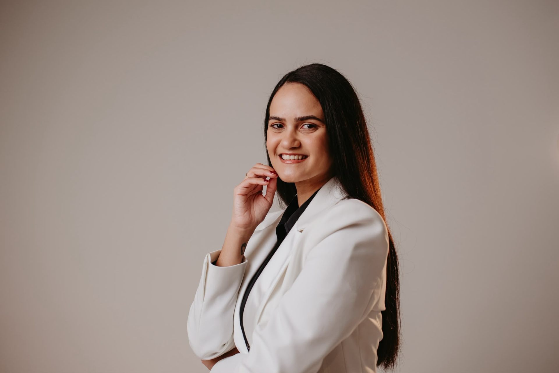 Bruna Albuquerque — Advogada Migratória